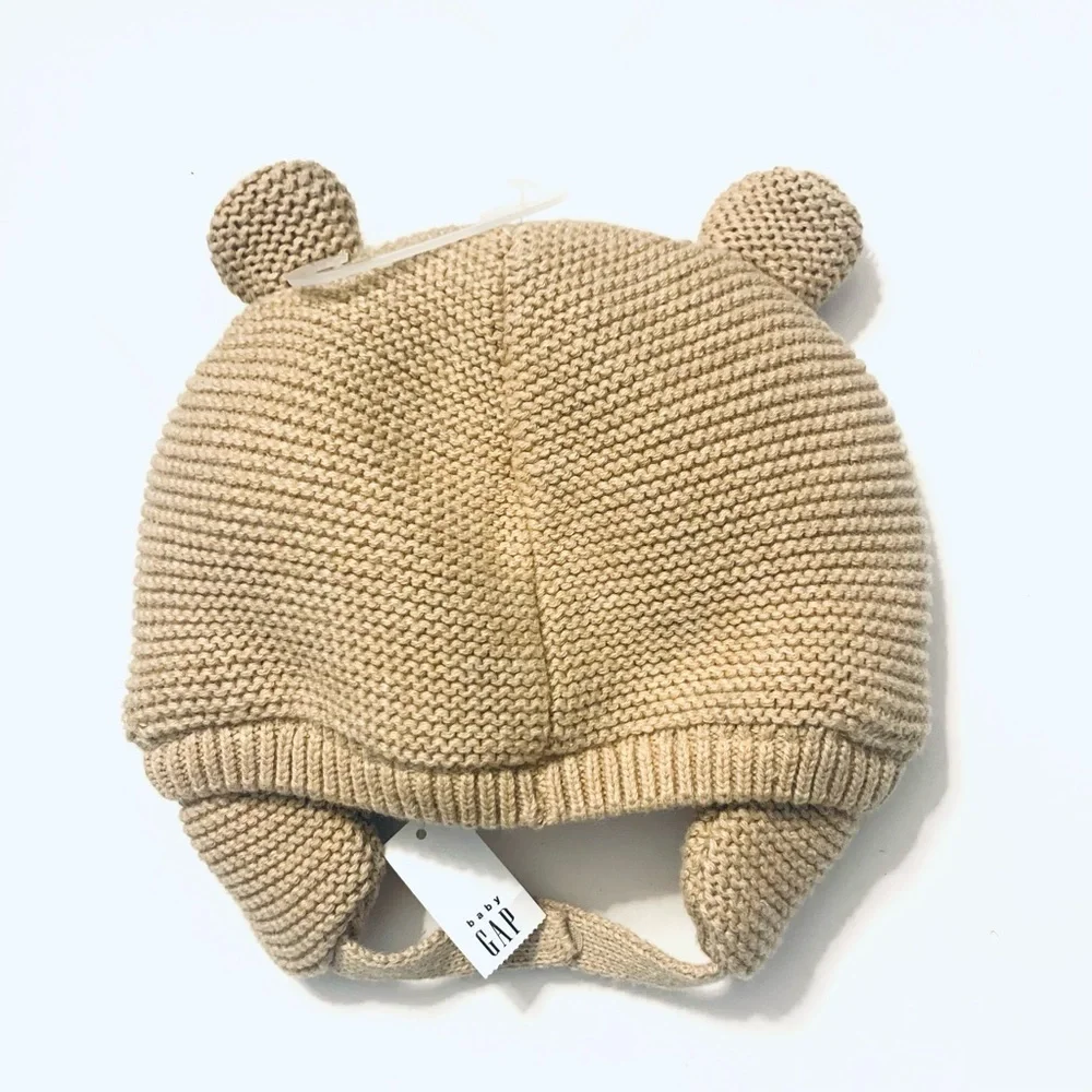 NWT GAP Baby Garter Bear Hat, Golden Khaki and white